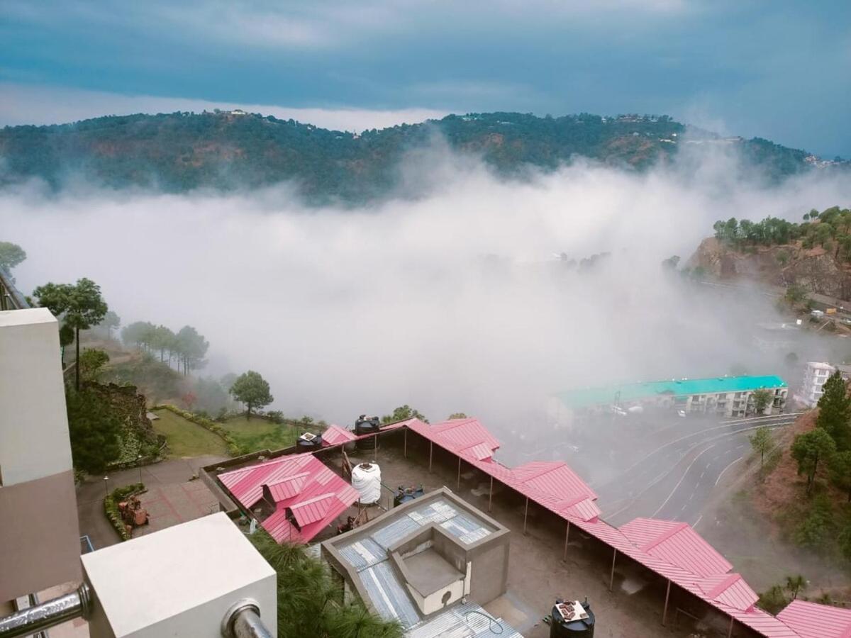 2Bhk Furnished Apartment/Near Kasauli/Barog/Luv Fun & Adventure 솔란 외부 사진