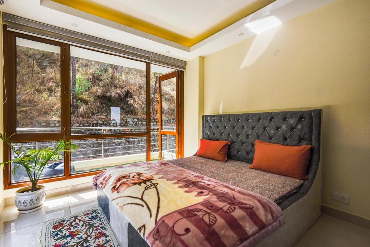 2Bhk Furnished Apartment/Near Kasauli/Barog/Luv Fun & Adventure 솔란 외부 사진